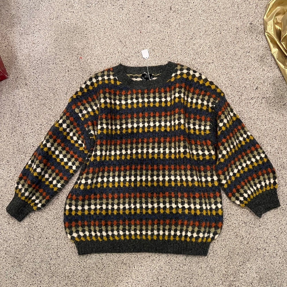 Comfy Sweater Never Worn!